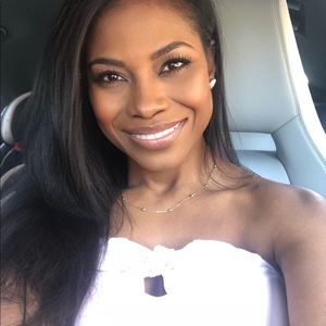 Meet your Posher, Tiara